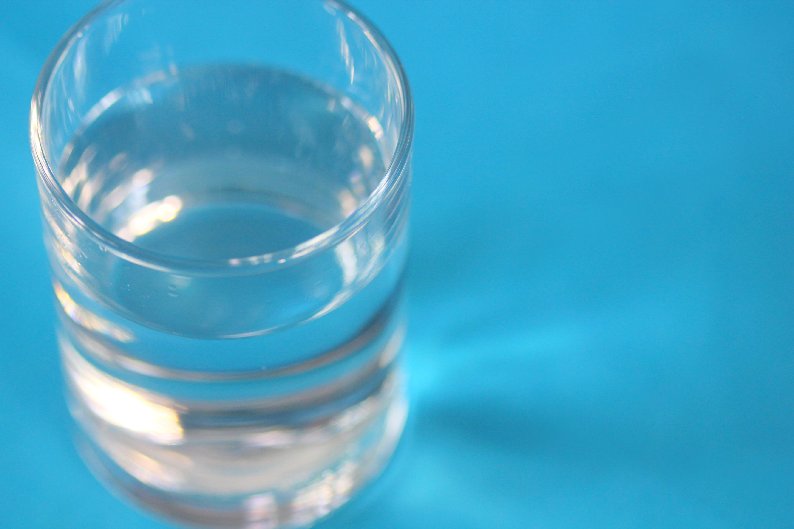 De-focused glass of water 